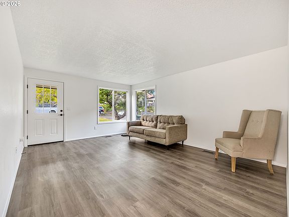 5th image of 1208 Alameda Ave