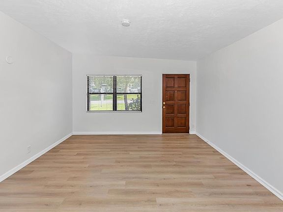 3rd image of 230 FLAMINGO DRIVE