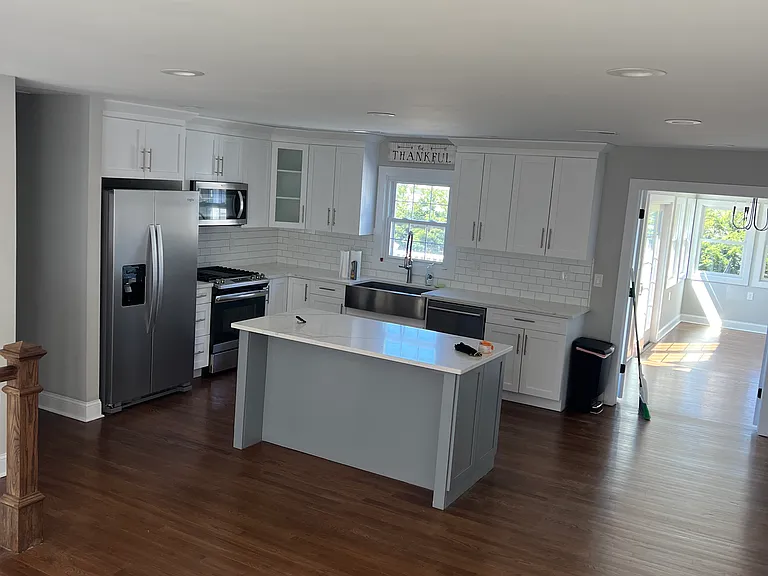 16 Roosevelt Dr — Photo 6