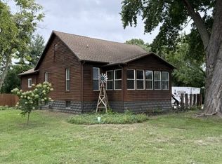 1000 W 6th St, Beardstown, IL 62618
