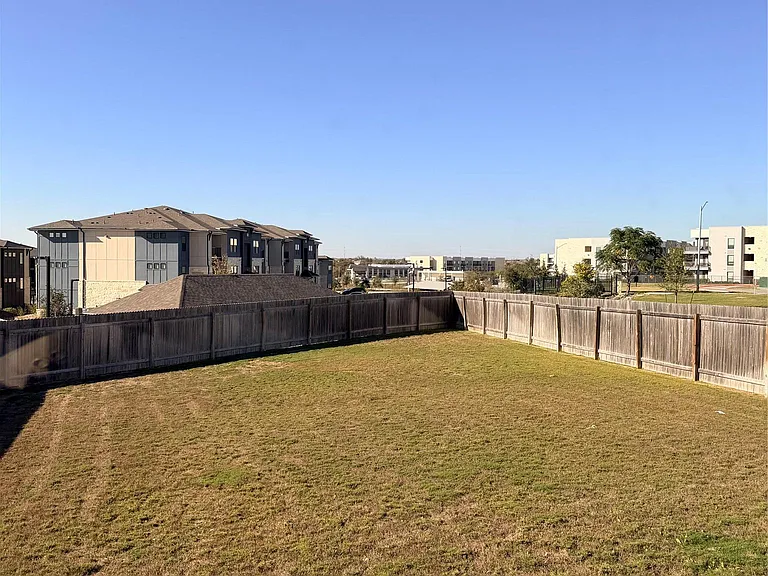 8604 Torrita Dr — Photo 18