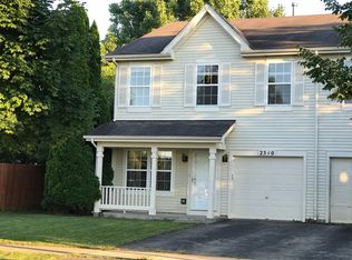 2510 Warm Springs Ln, Naperville, IL