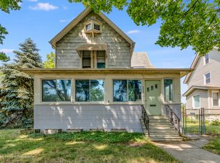 3532 Clinton Ave, Berwyn, IL 60402