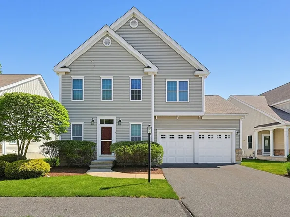 4 Daisy Ln Unit 4, Raynham, MA 02767