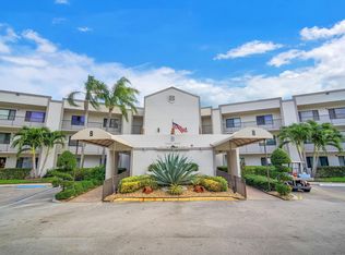 10404 E Clairmont Cir #111, Tamarac, FL 33321