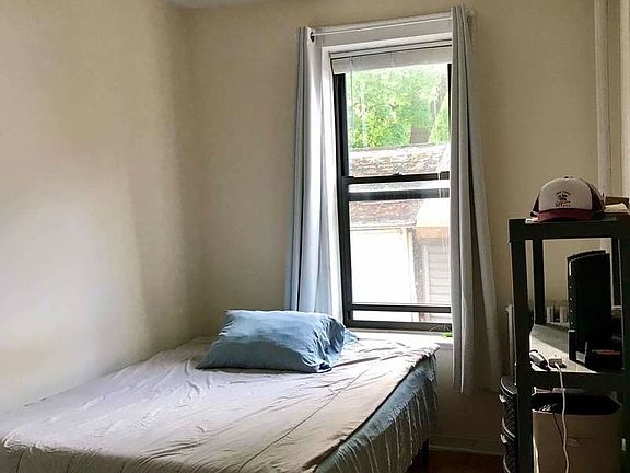 5th image of 25-46 35th St #1R