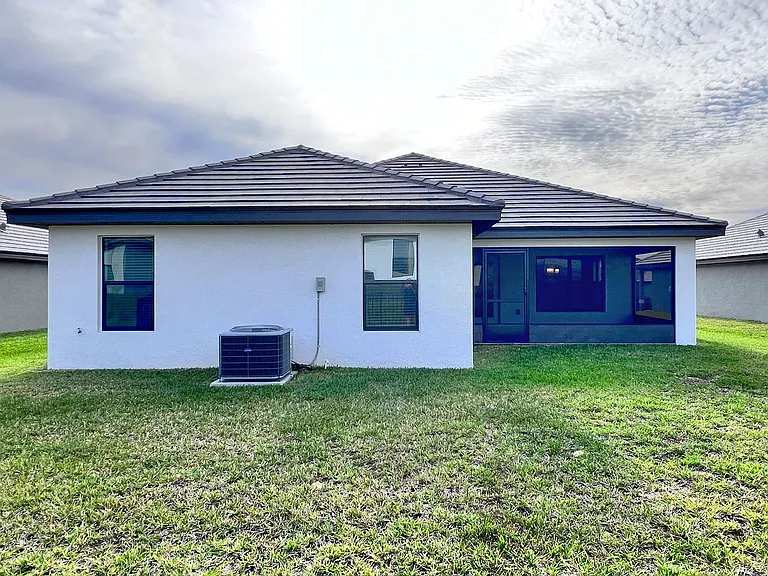 5080 Tennessee Lake Dr — Photo 6