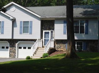 21824 White Oak Rd, Hagerstown, MD 21740