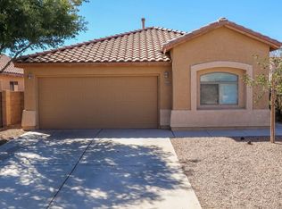 10446 E Oakbrook St, Tucson, AZ 85747