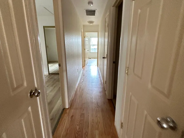 2823 High St #B — Photo 10