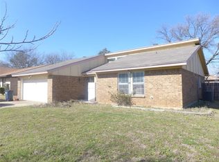 7529 Kell Dr, Fort Worth, TX 76112