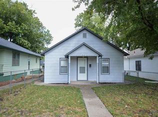 612 W 3rd St, Junction City, KS 66441