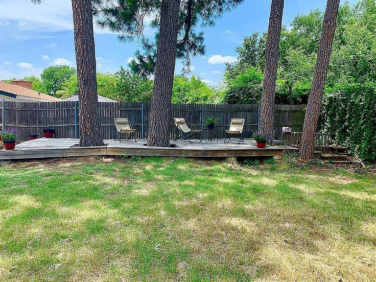 608 Aspenway Cir — Photo 10