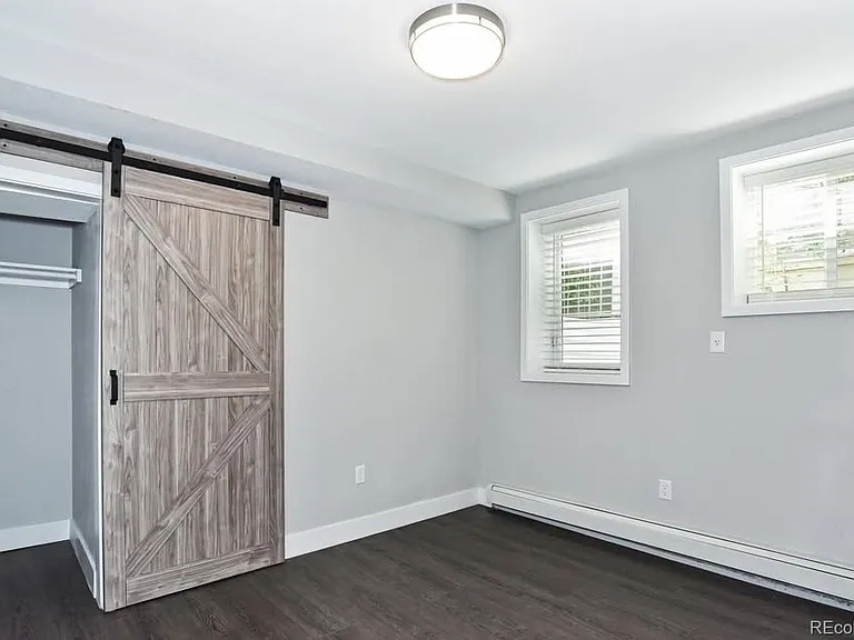 1421 Washington Ave #C — Photo 3