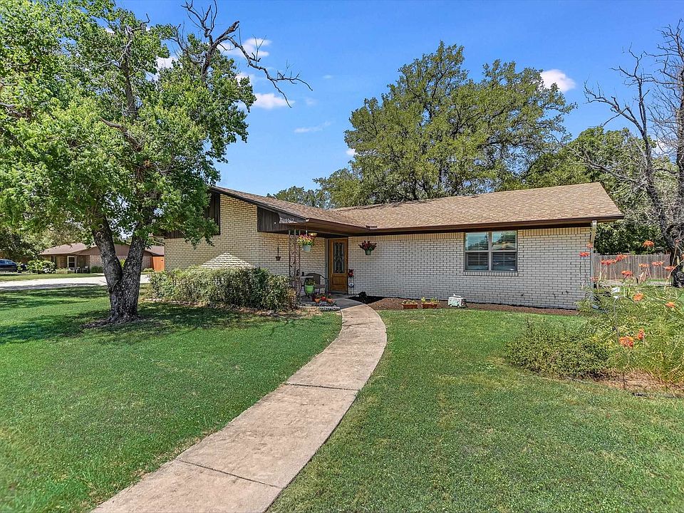 1st image of 1512 Northwood Drive