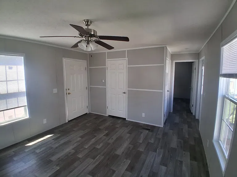 C4 Trailerville Ct — Photo 13