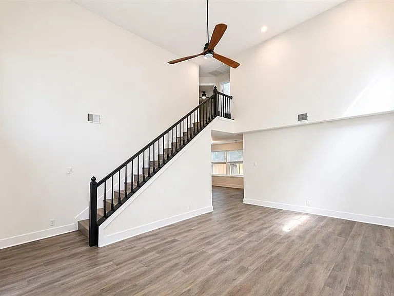 4602 Everest Ln — Photo 5