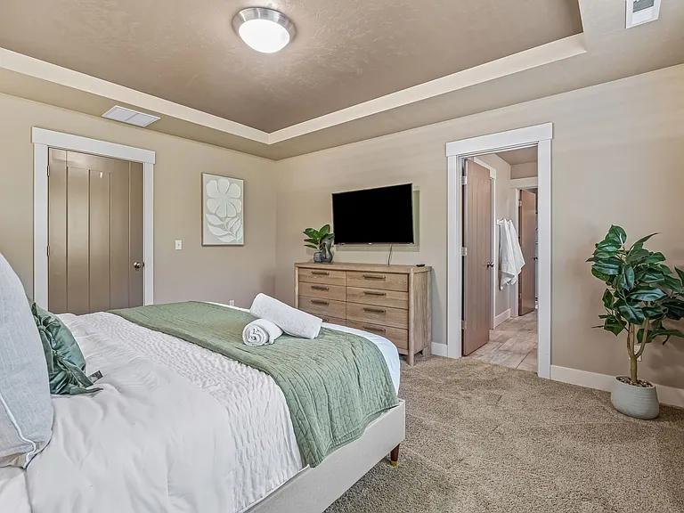 2719 E Decameron Ln — Photo 51