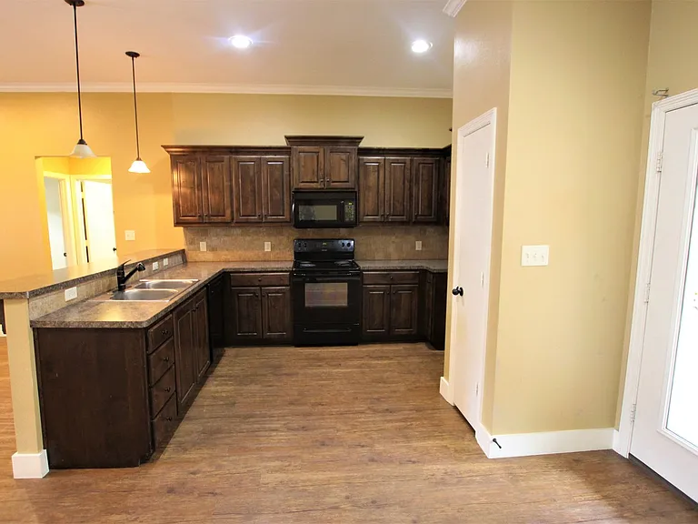 5058 Shiloh Ridge Dr — Photo 6