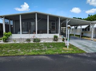 125 Kim Dr, Naples, FL 34104