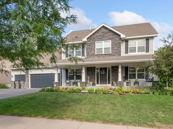 260 Liberty Heights Dr, Chaska, MN 55318