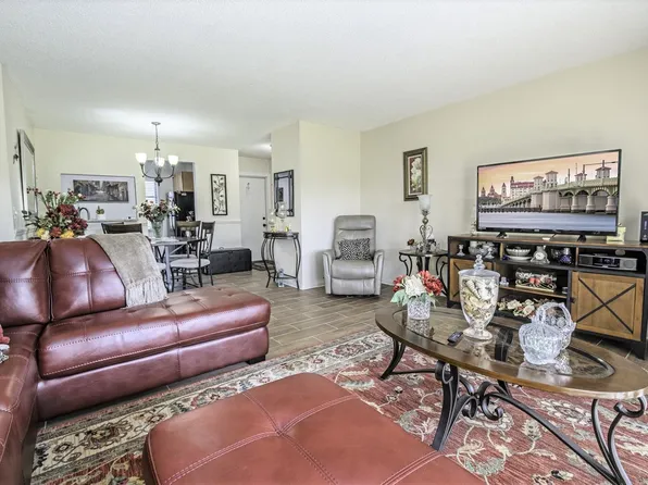 600 Domenico Cir Unit A8, Saint Augustine, FL 32086