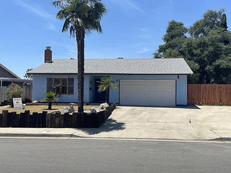 10428 Len Ct — Photo 2