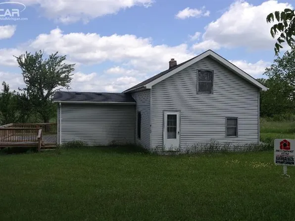 8149 Harris Rd, Millington, MI 48746