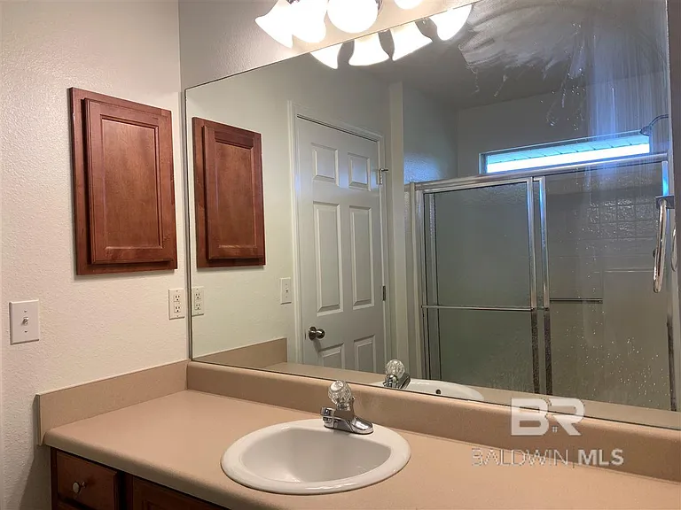 16215 Mansion St — Photo 33