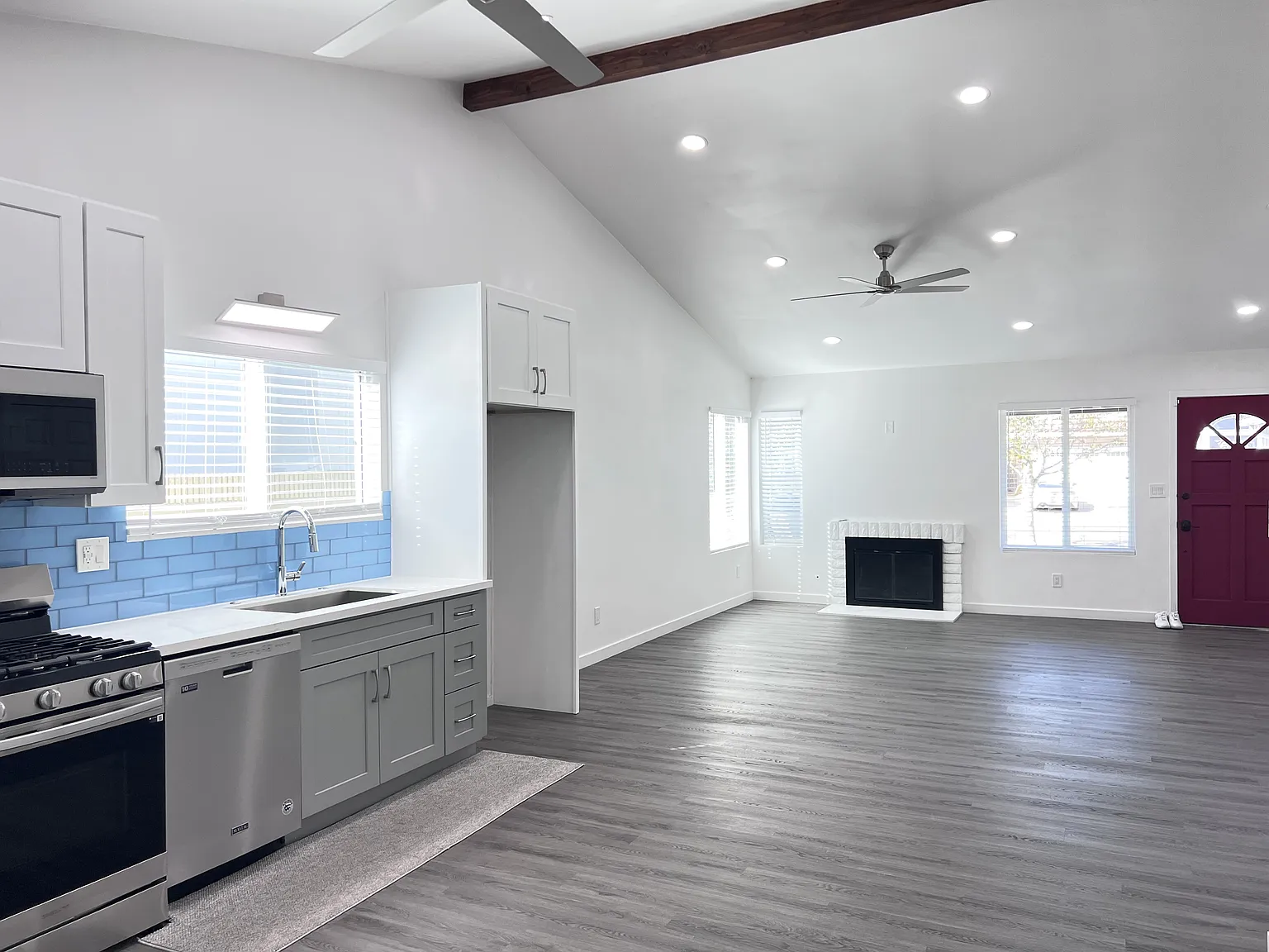 4 bed, 1400 sqft, $4,500 — Photo 3