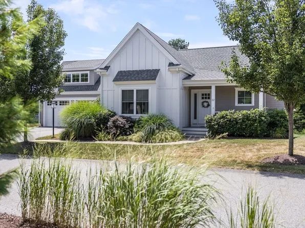22 Inverness Ln #22, Plymouth, MA 02360