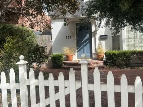 337 8th St, Manhattan Beach, CA 90266