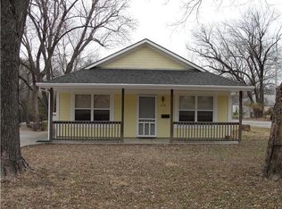 410 SW 13th St, Blue Springs, MO 64015