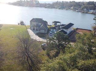 16710 Falcon Point Dr, Montgomery, TX 77356