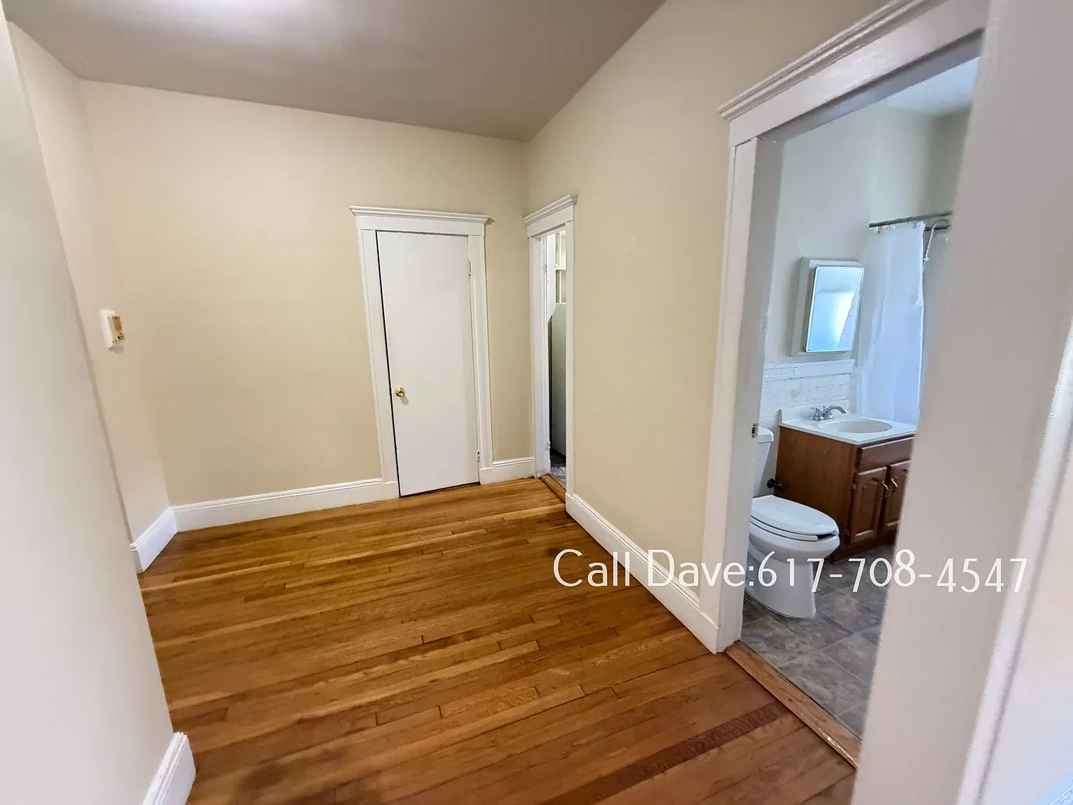 64 Woodstock Ave — Photo 4