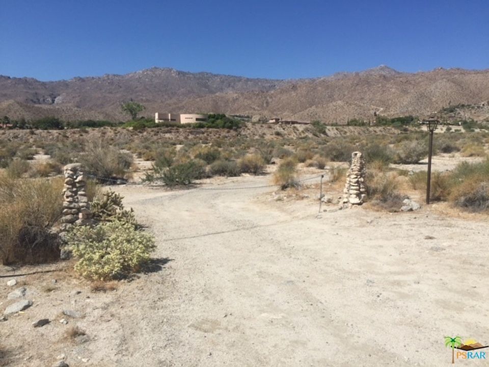 2nd image of 71521 Canyon Way