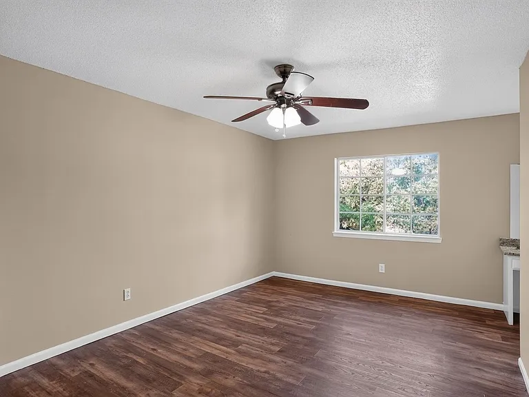 6701 Dickens Ferry Rd #68 — Photo 16