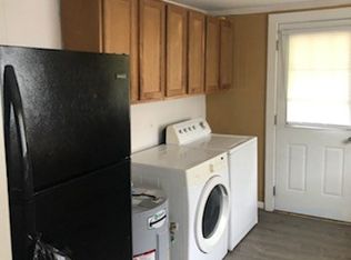 246 N Main St, Kilmarnock, VA 22482