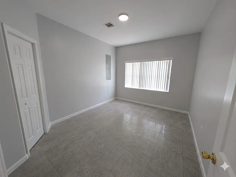 223 Hawthorne Ave #1A — Photo 7