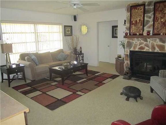 3rd image of 2156 NE 25th St