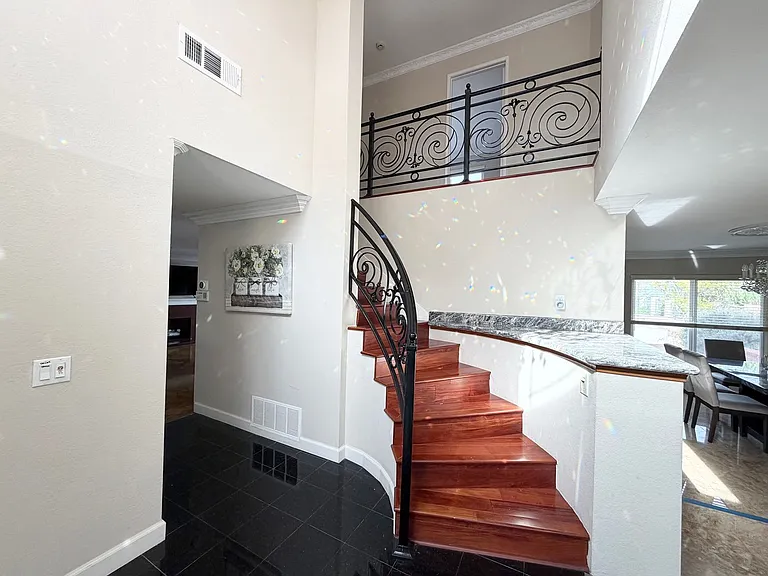 22125 Birds Eye Dr — Photo 7