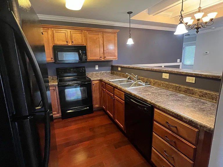 116 Rossburg Dr — Photo 10
