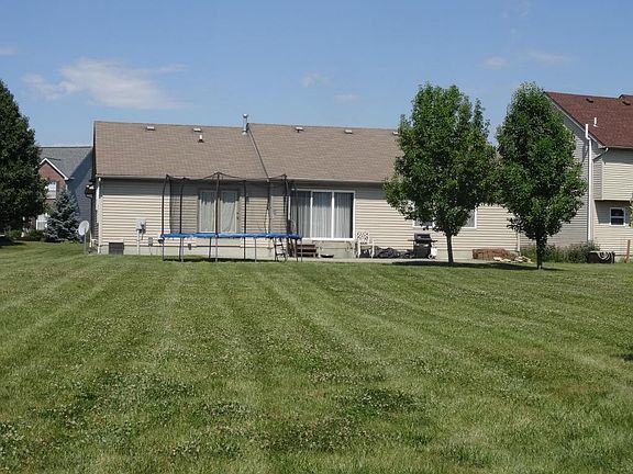 2nd image of 7929 Crescent Dr