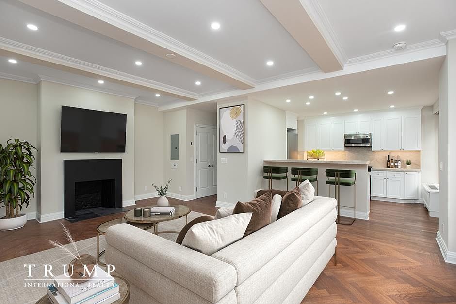 1st image of 100 Central Park S APT 9D