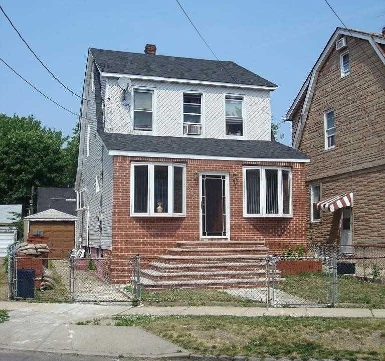 1st image of 120-31 172nd St