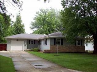 1432 Vista Ln, Willmar, MN 56201