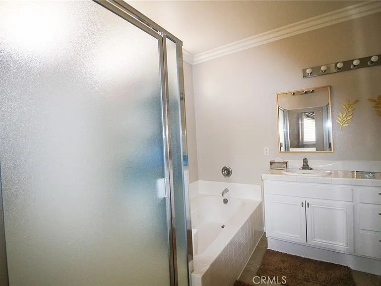 28025 Whisperwood Dr — Photo 7