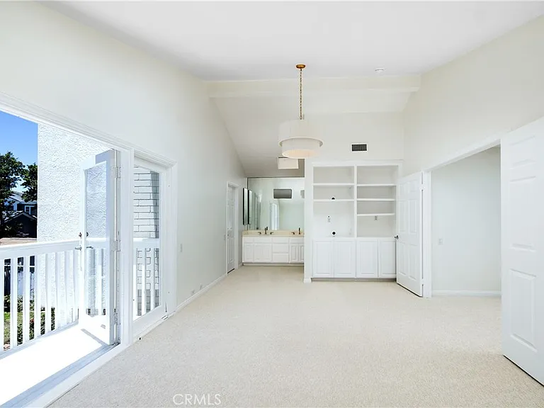 1845 Port Seabourne Way — Photo 12