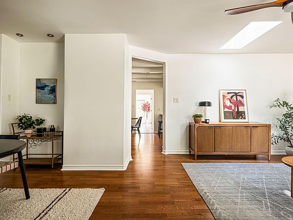 5th image of 2606 Friar Tuck Ln