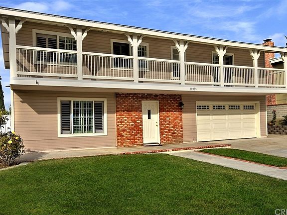 3rd image of 18935 Sierra Estates Dr